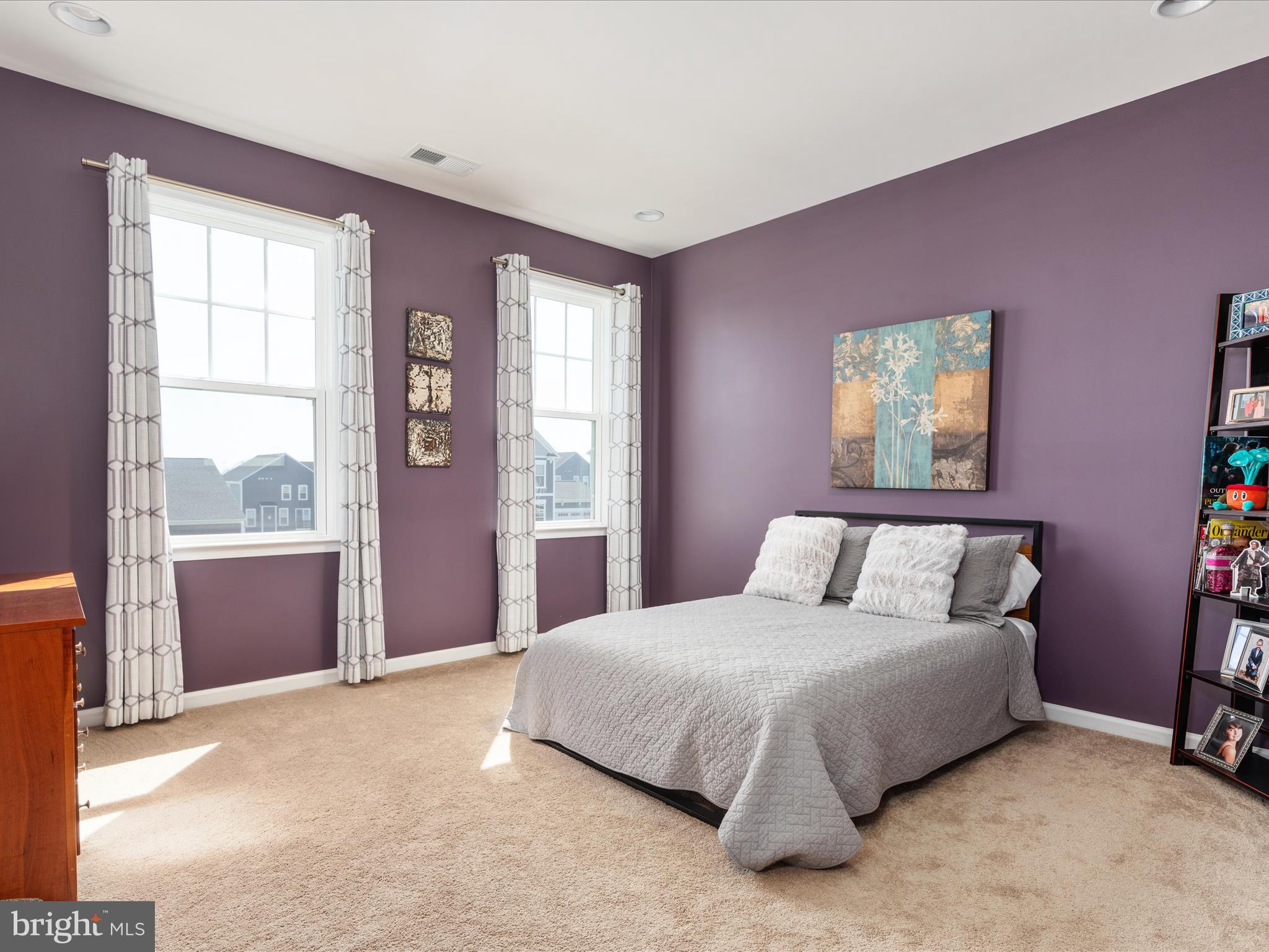 MEADOW BROOK FARM - Residential