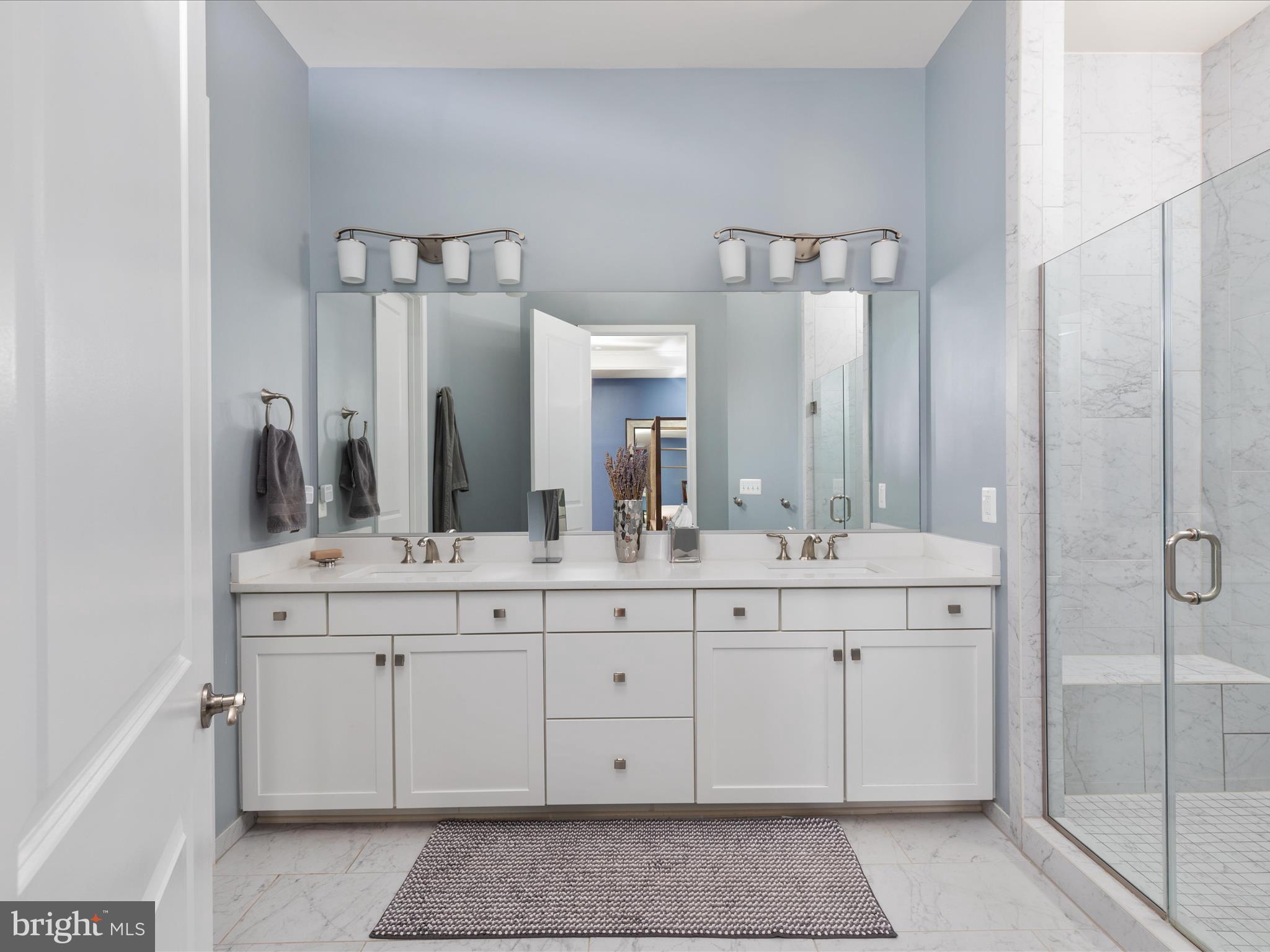 MEADOW BROOK FARM - Residential