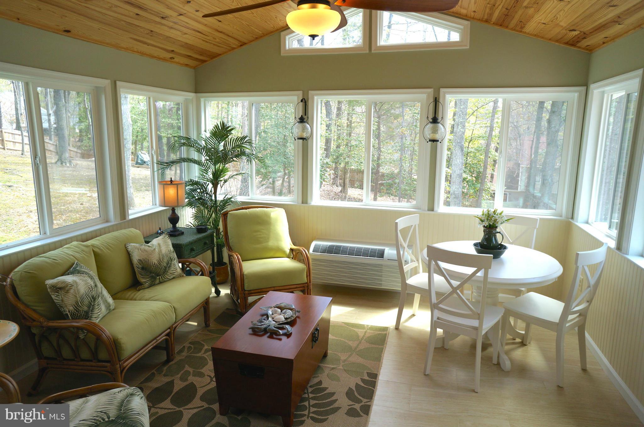 AQUIA HARBOUR - Residential