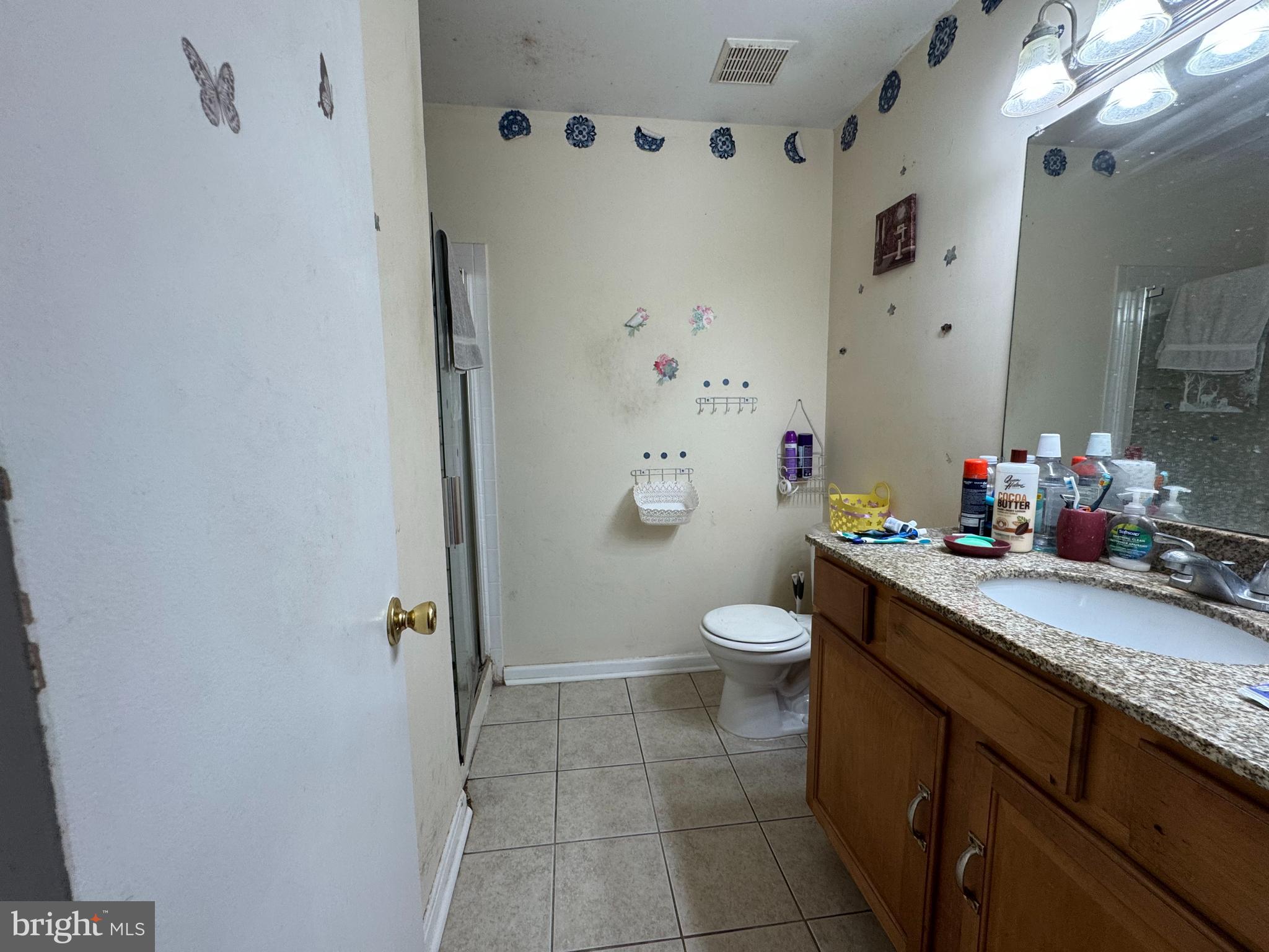 FOUR WINDS AT OAKTON - Residential