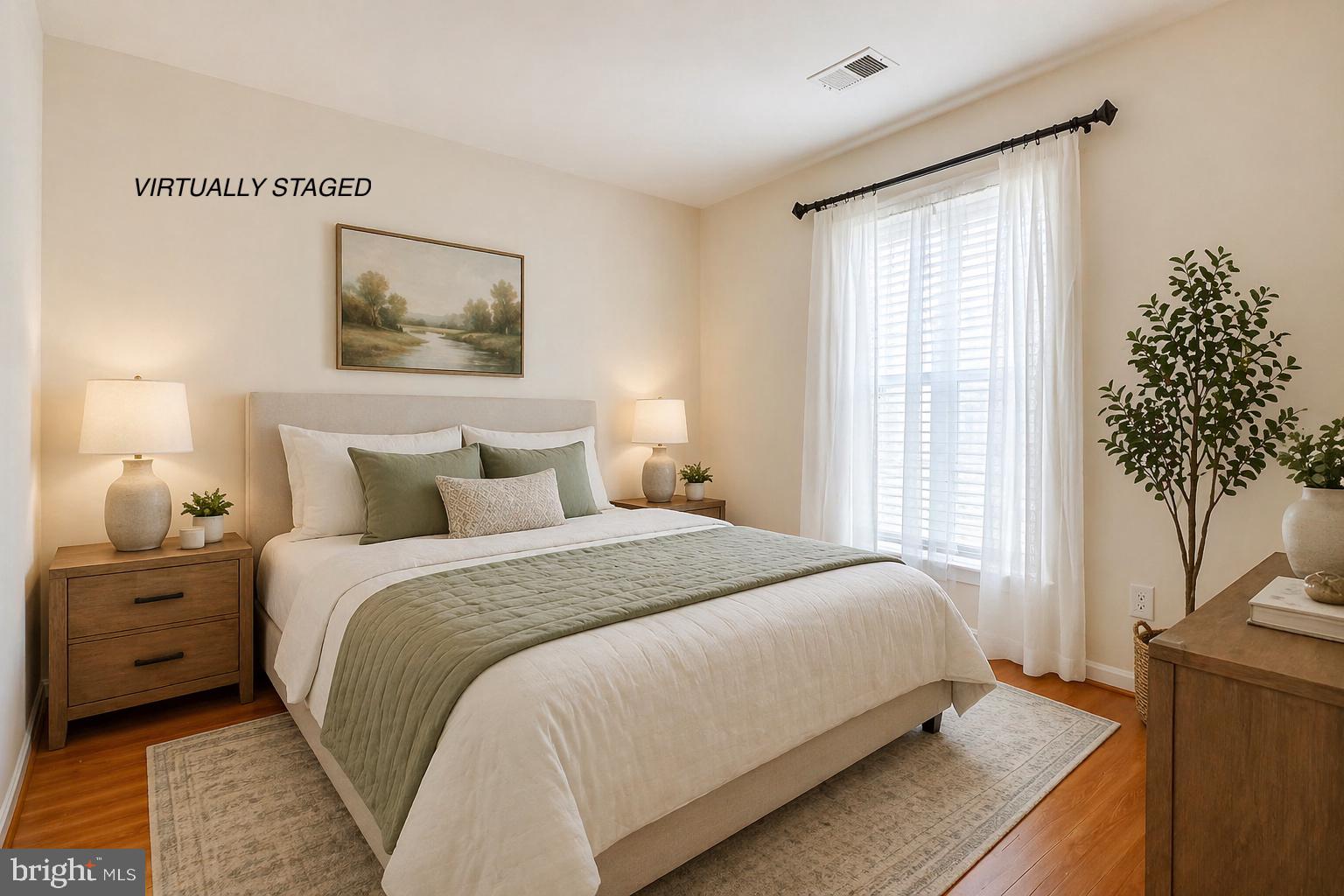 FOUR WINDS AT OAKTON - Residential