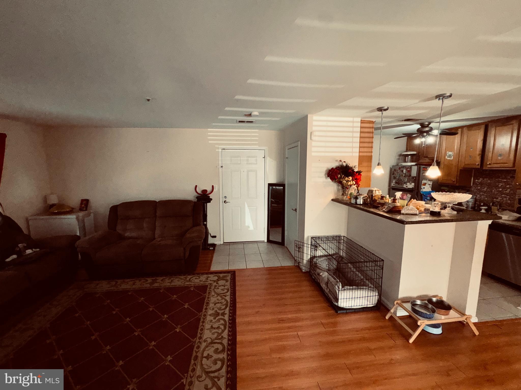 FOUR WINDS AT OAKTON - Residential