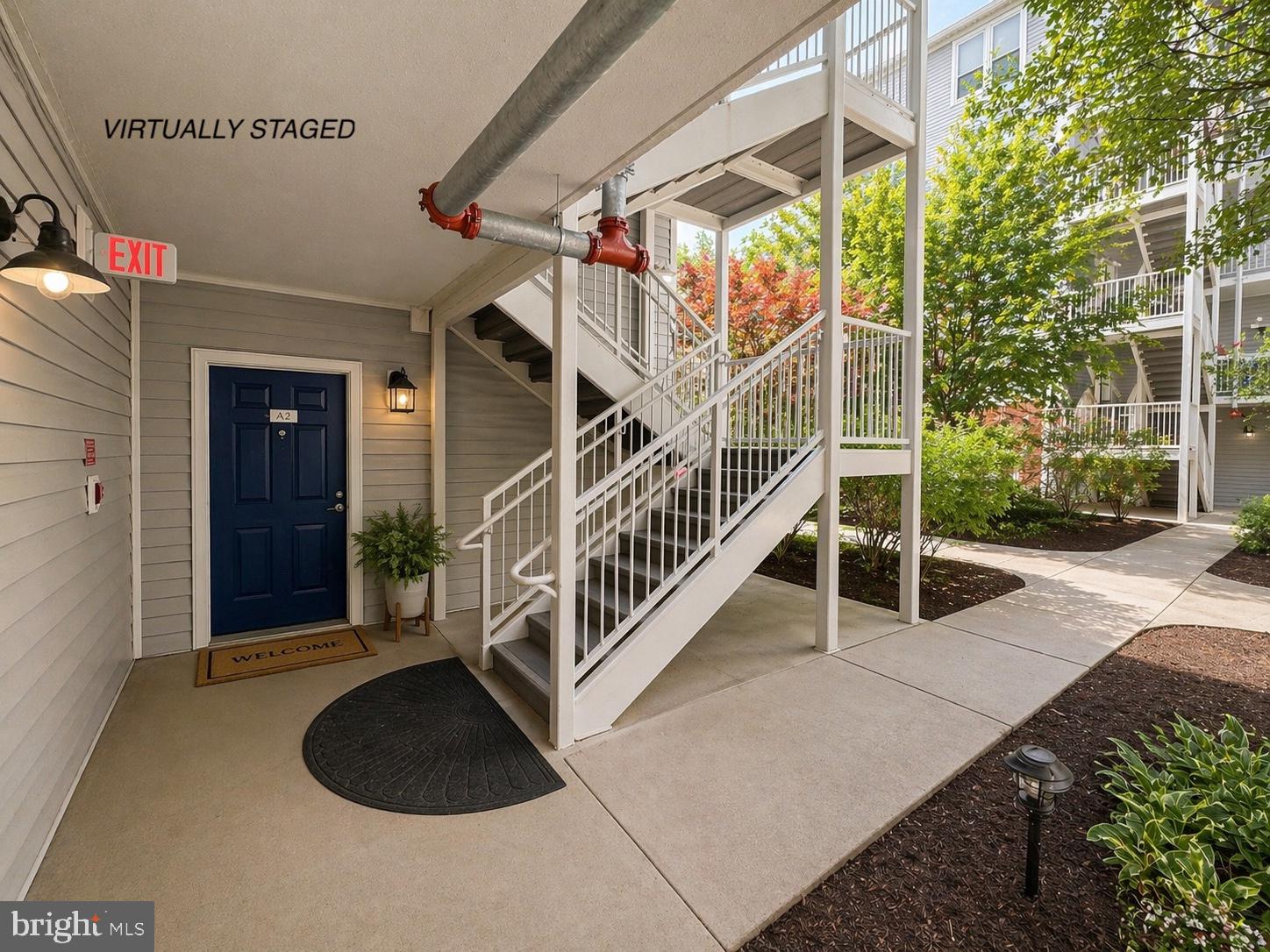 FOUR WINDS AT OAKTON - Residential