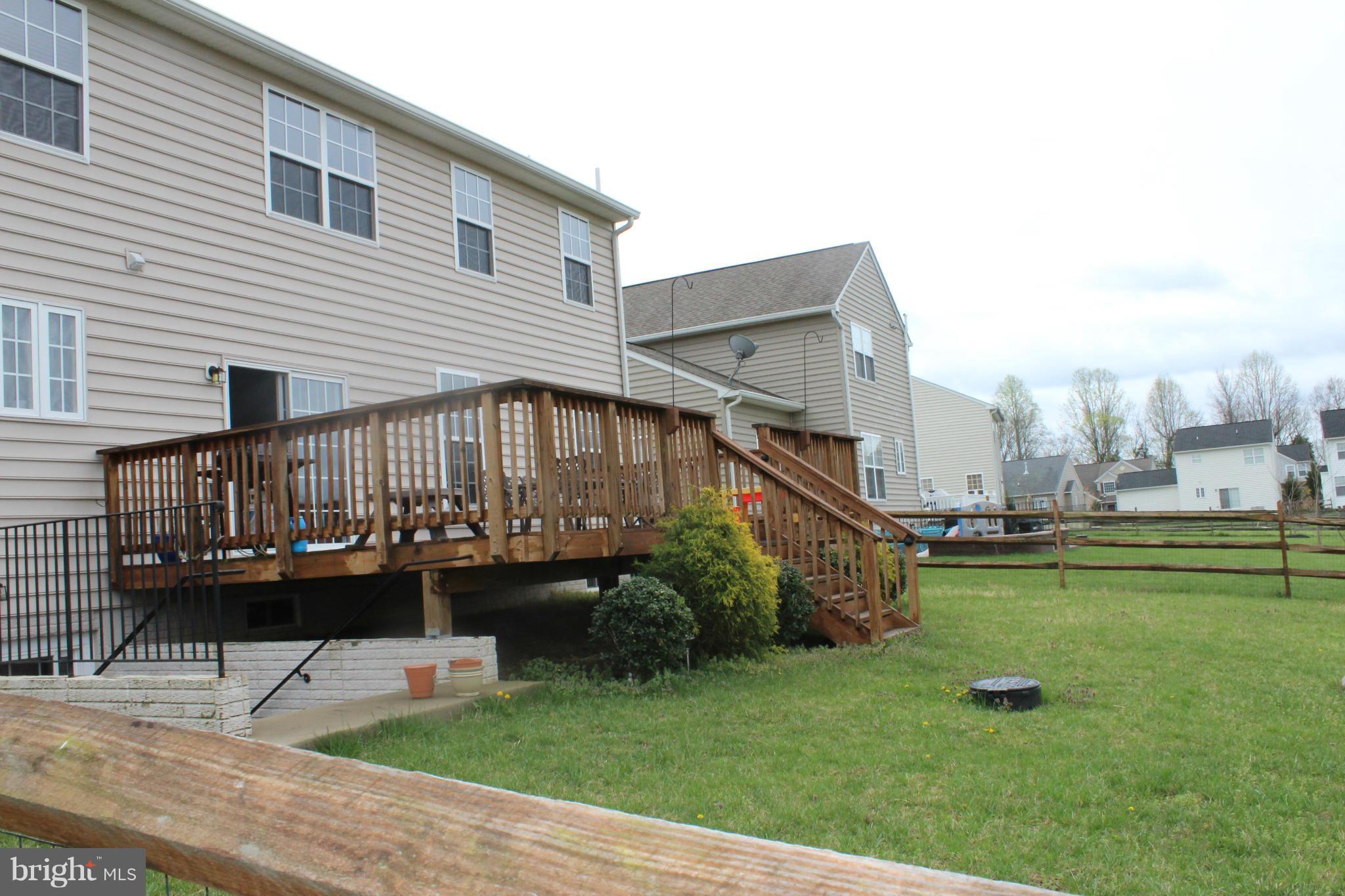 HOPYARD FARM - Residential Lease