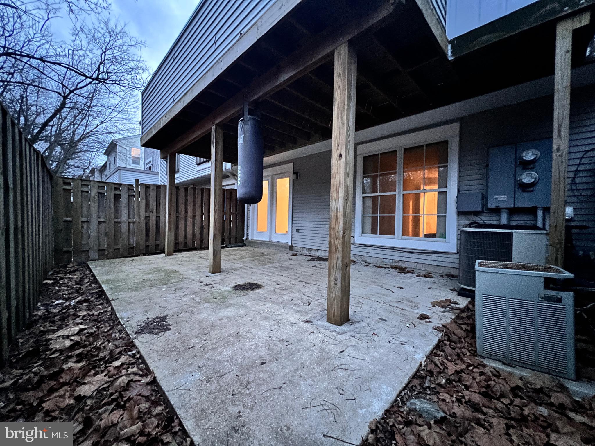 ODEND HAL - Residential Lease