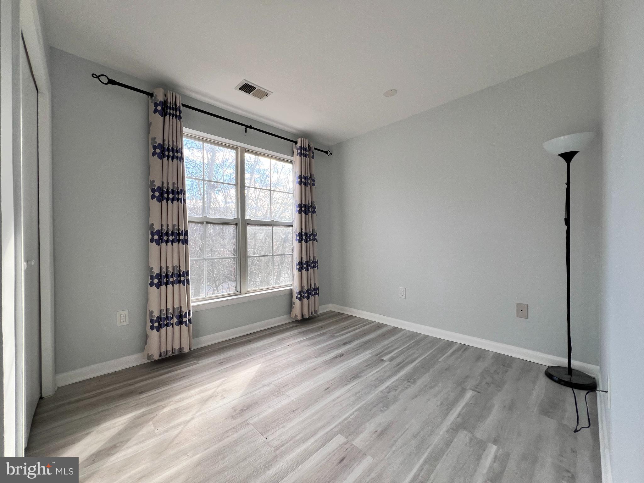 ODEND HAL - Residential Lease