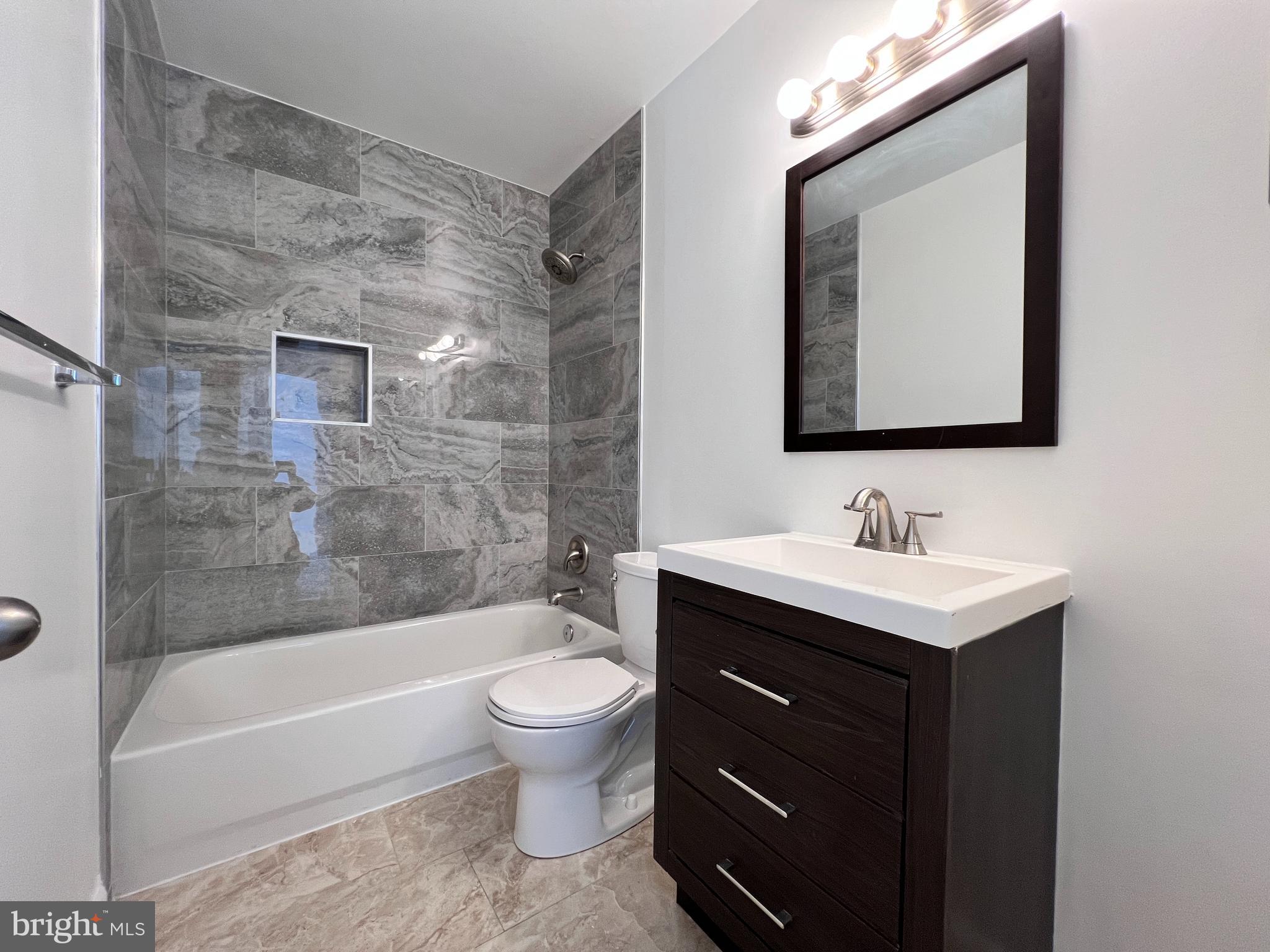 ODEND HAL - Residential Lease