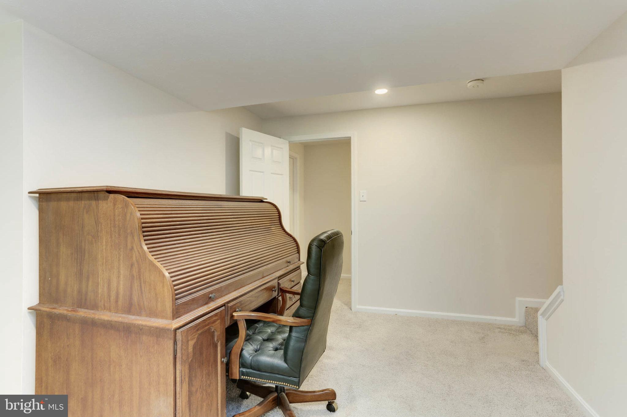 ROBERTS FIELD - Residential