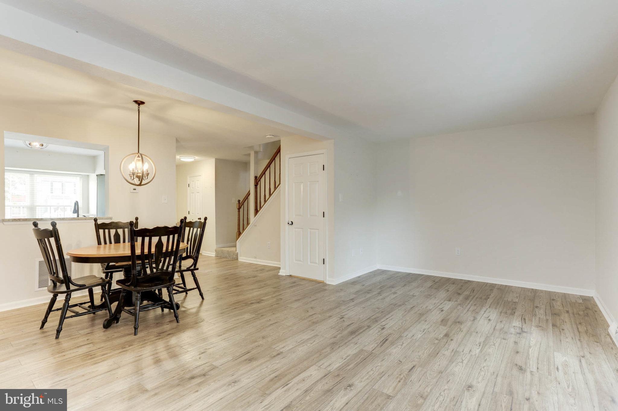 ROBERTS FIELD - Residential