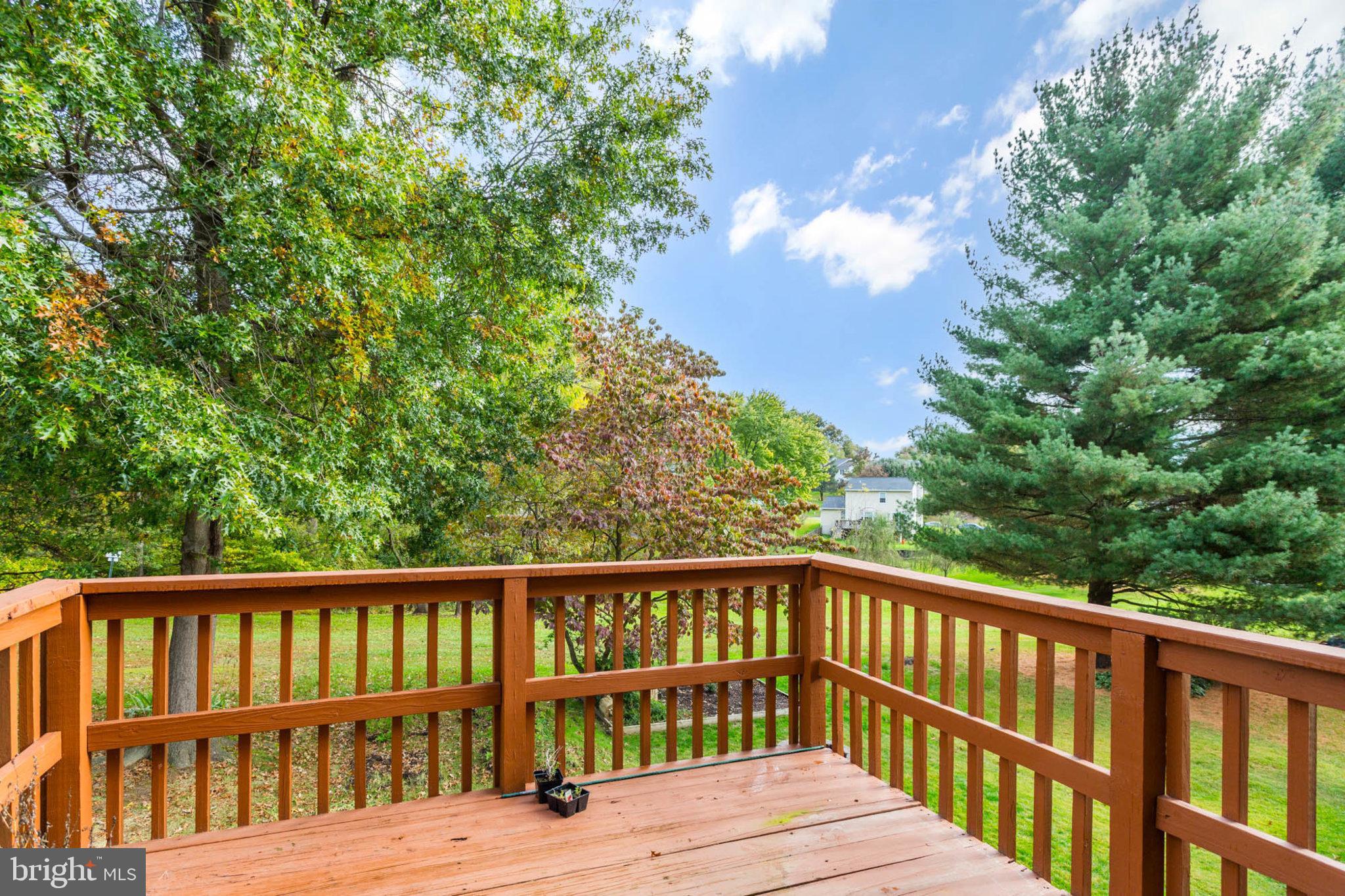 ROBERTS FIELD - Residential