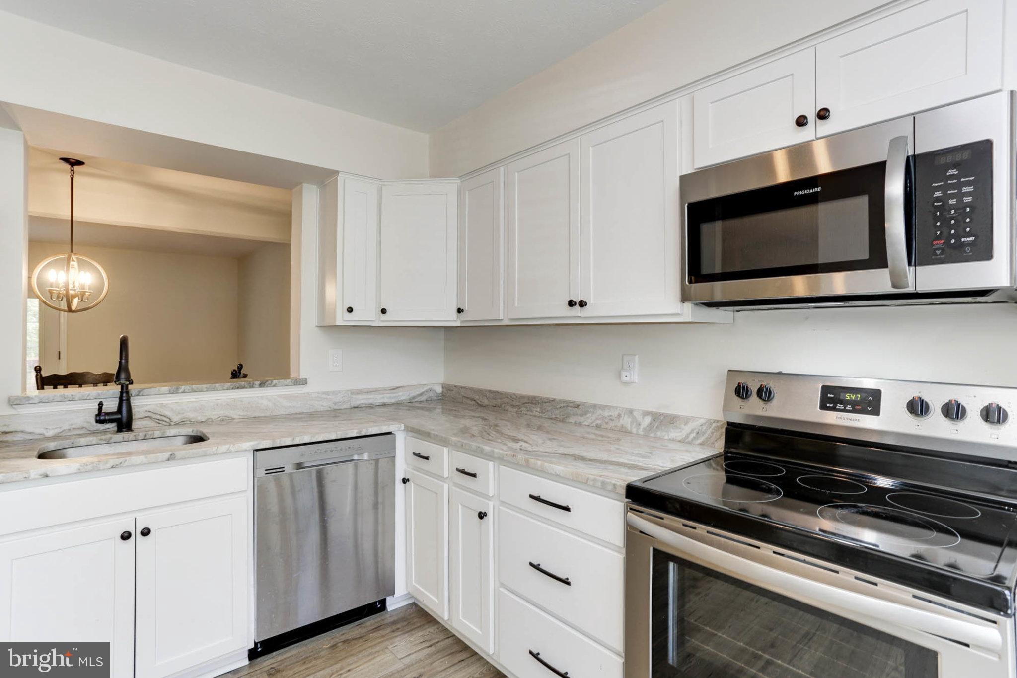 ROBERTS FIELD - Residential