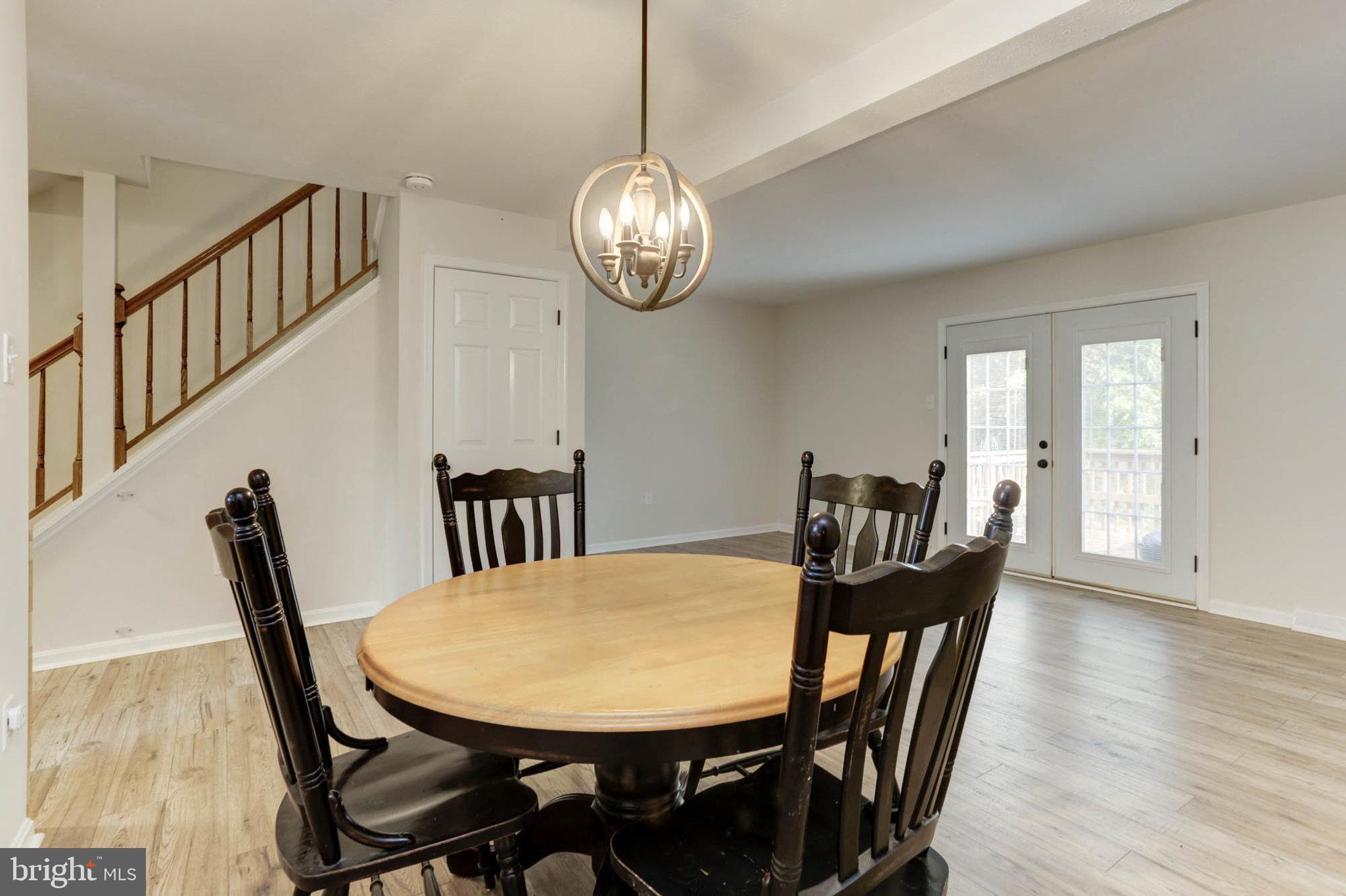 ROBERTS FIELD - Residential