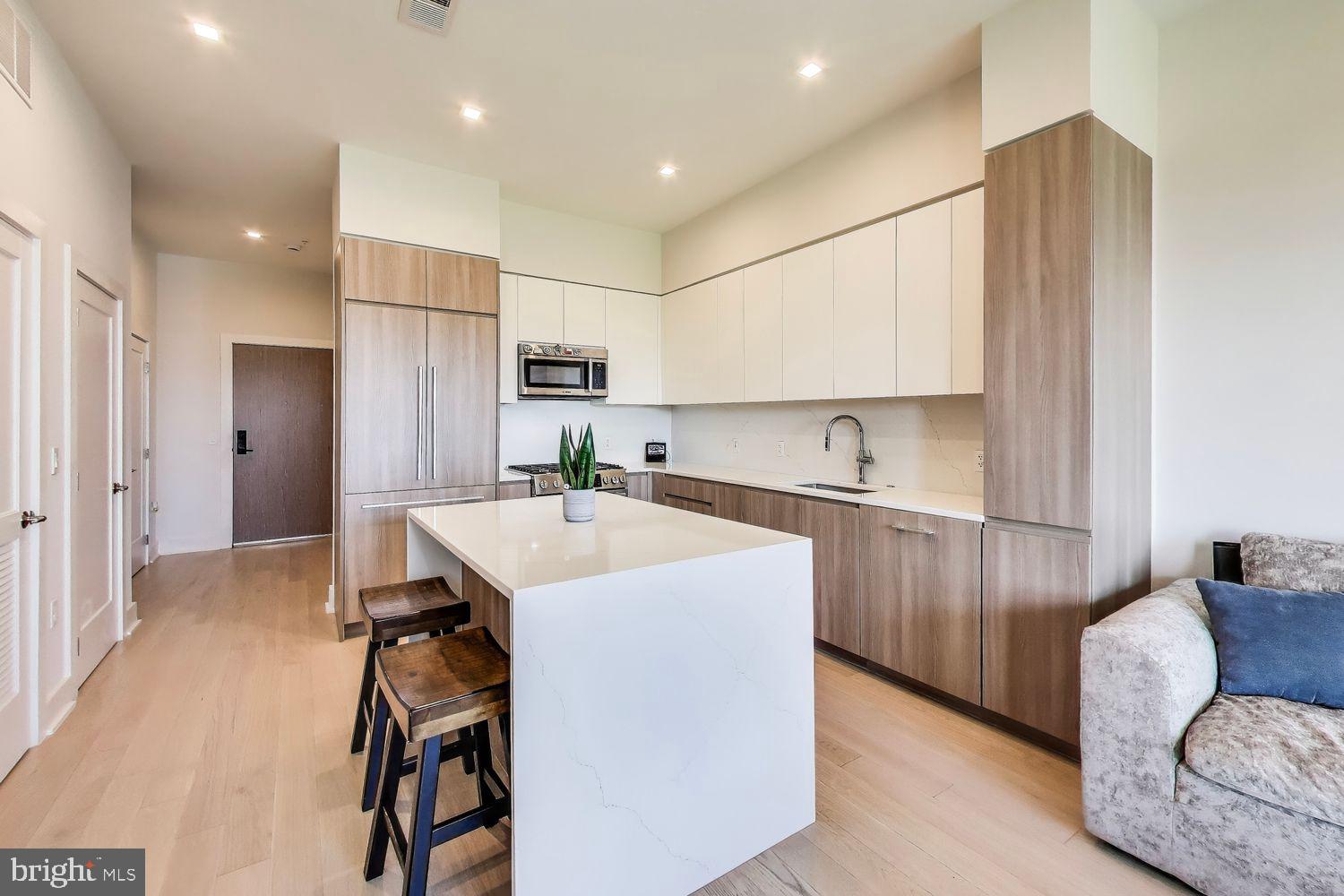 701 SWANN AVENUE 507