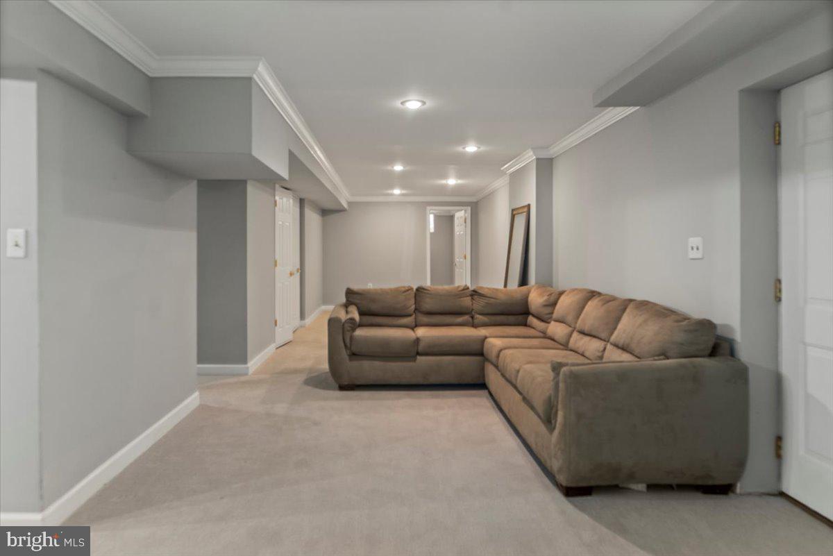 VILLAGE OF OAK GROVE - Residential