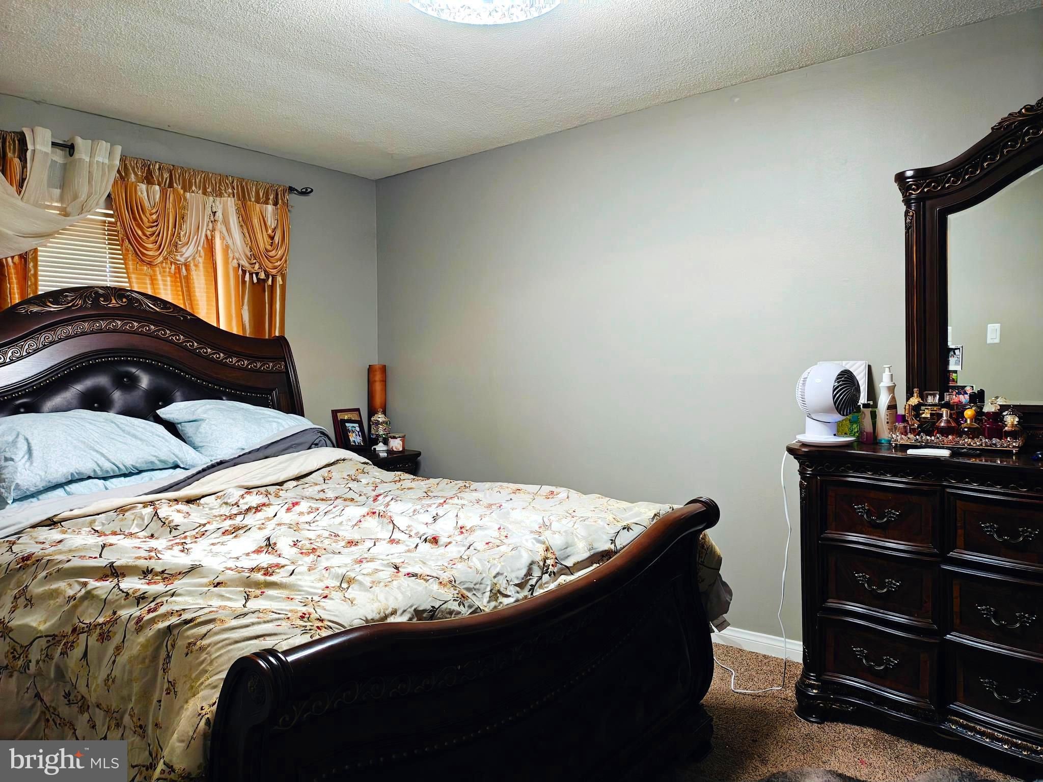 MONTPELIER VILLAGE - Residential