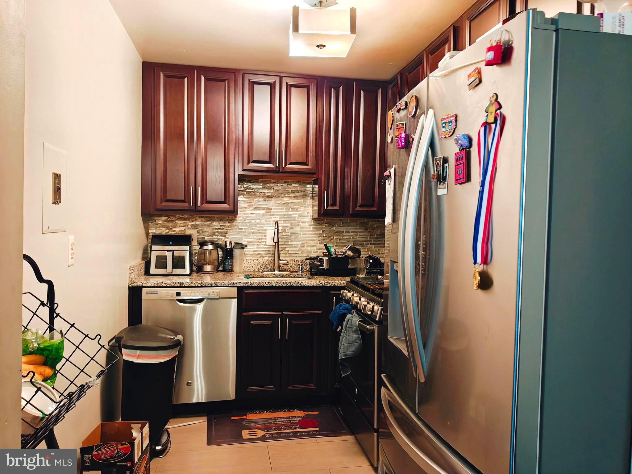 MONTPELIER VILLAGE - Residential