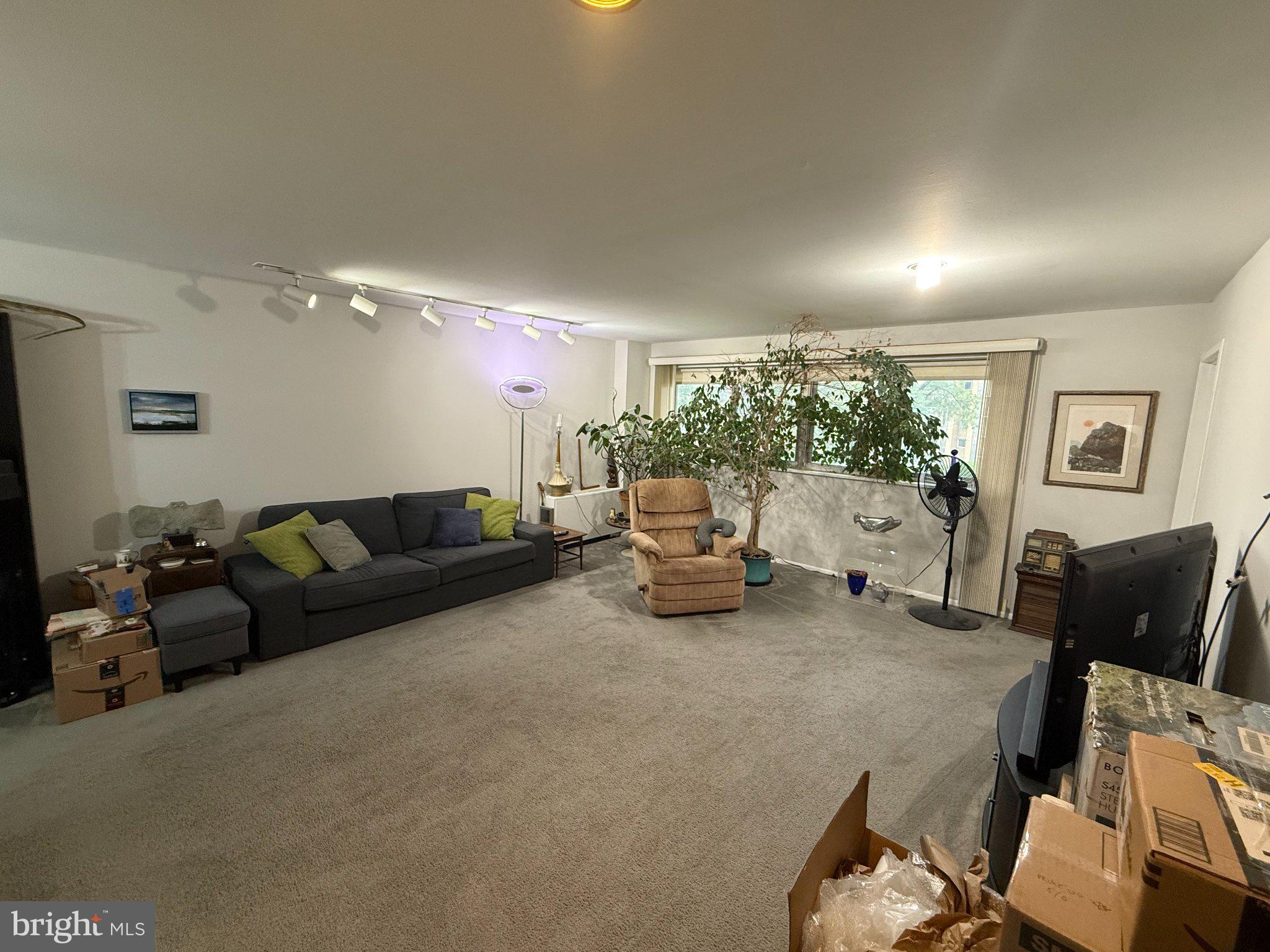 309 FLORENCE AVENUE 120-N