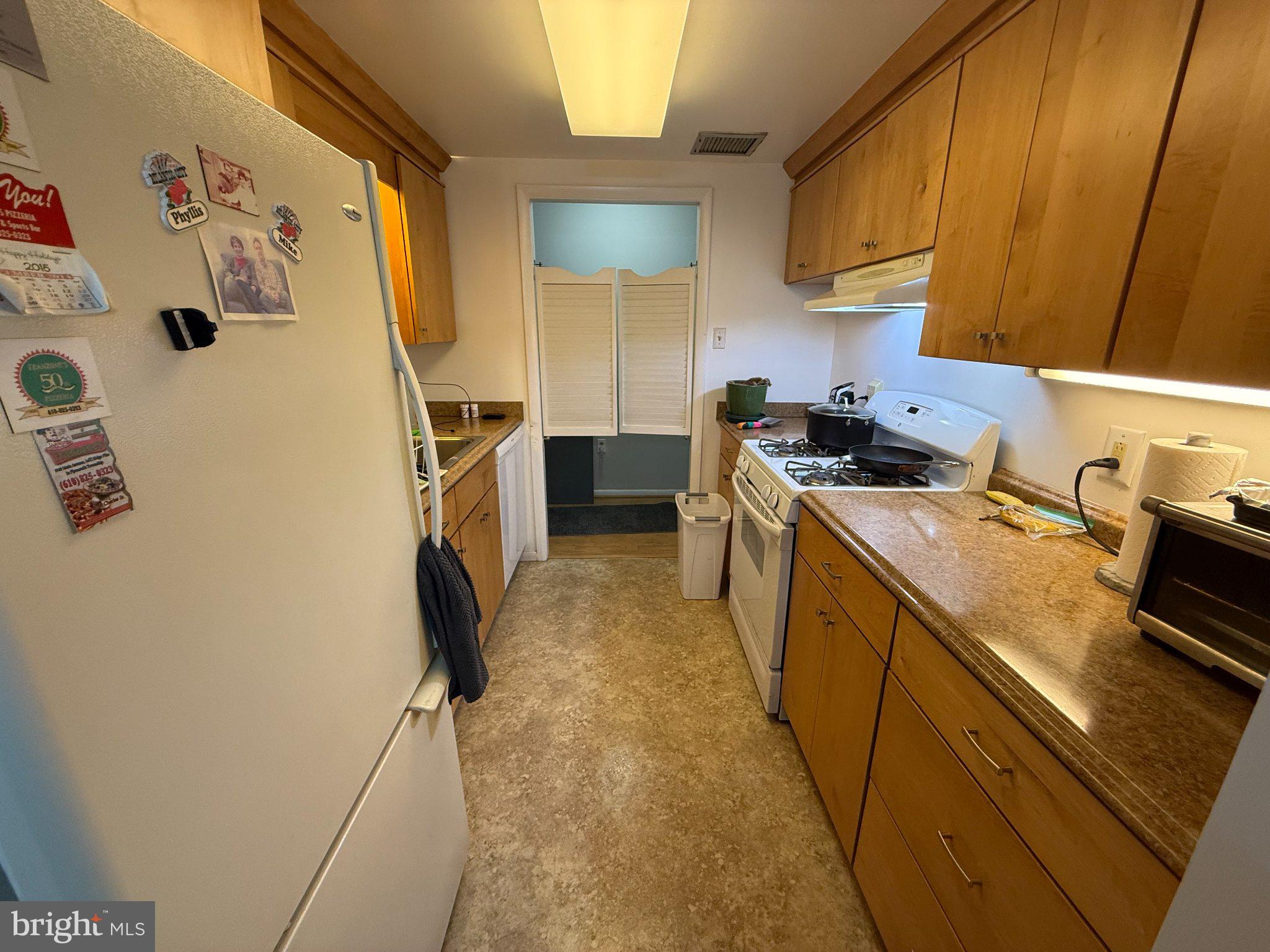 309 FLORENCE AVENUE 120-N