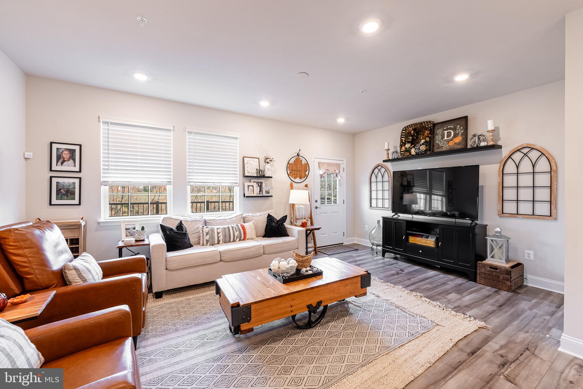 PARKSIDE - Residential