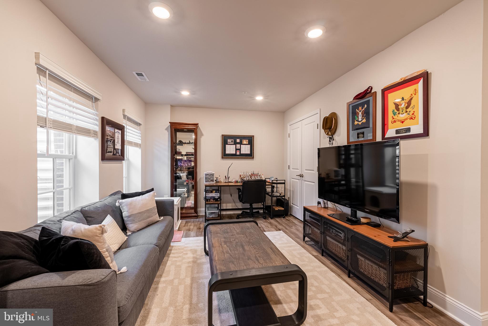 PARKSIDE - Residential