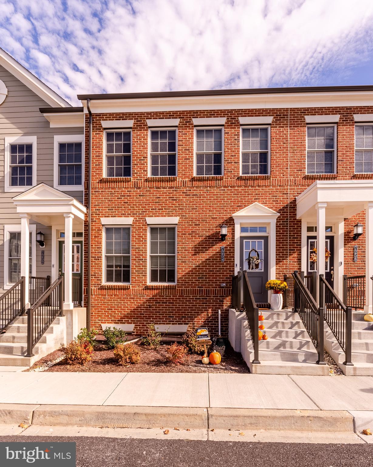 PARKSIDE - Residential
