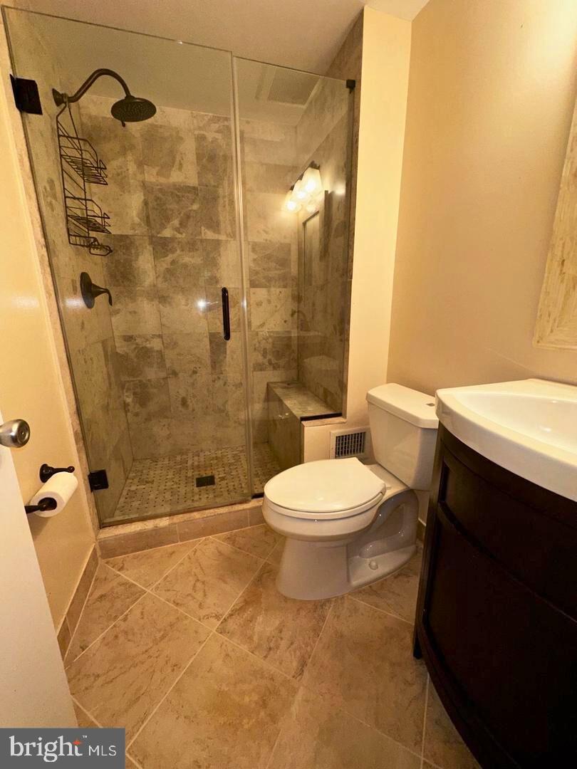 BURKE CENTRE - Residential Lease