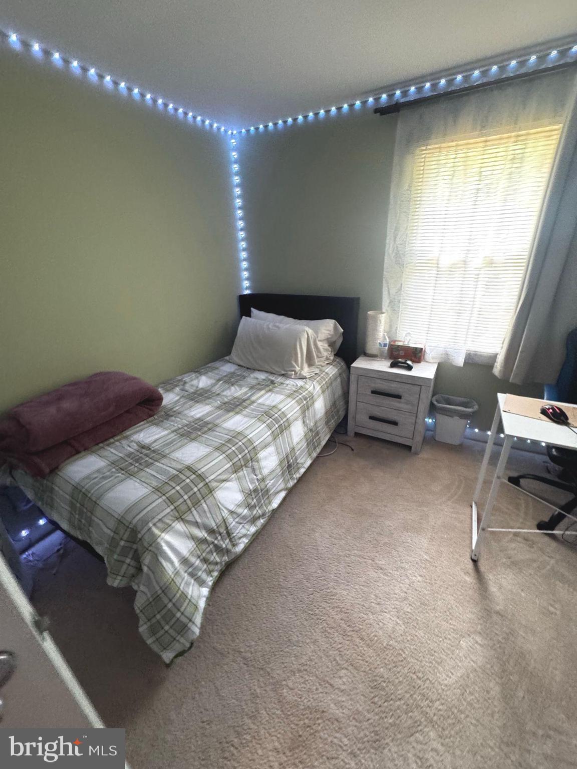 BURKE CENTRE - Residential Lease