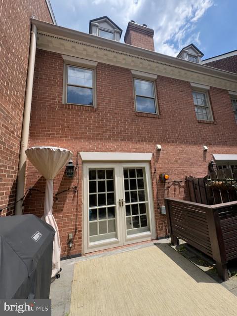Photo of 668 S Columbus Street, ALEXANDRIA, VA 22314 (MLS # VAAX2063024)