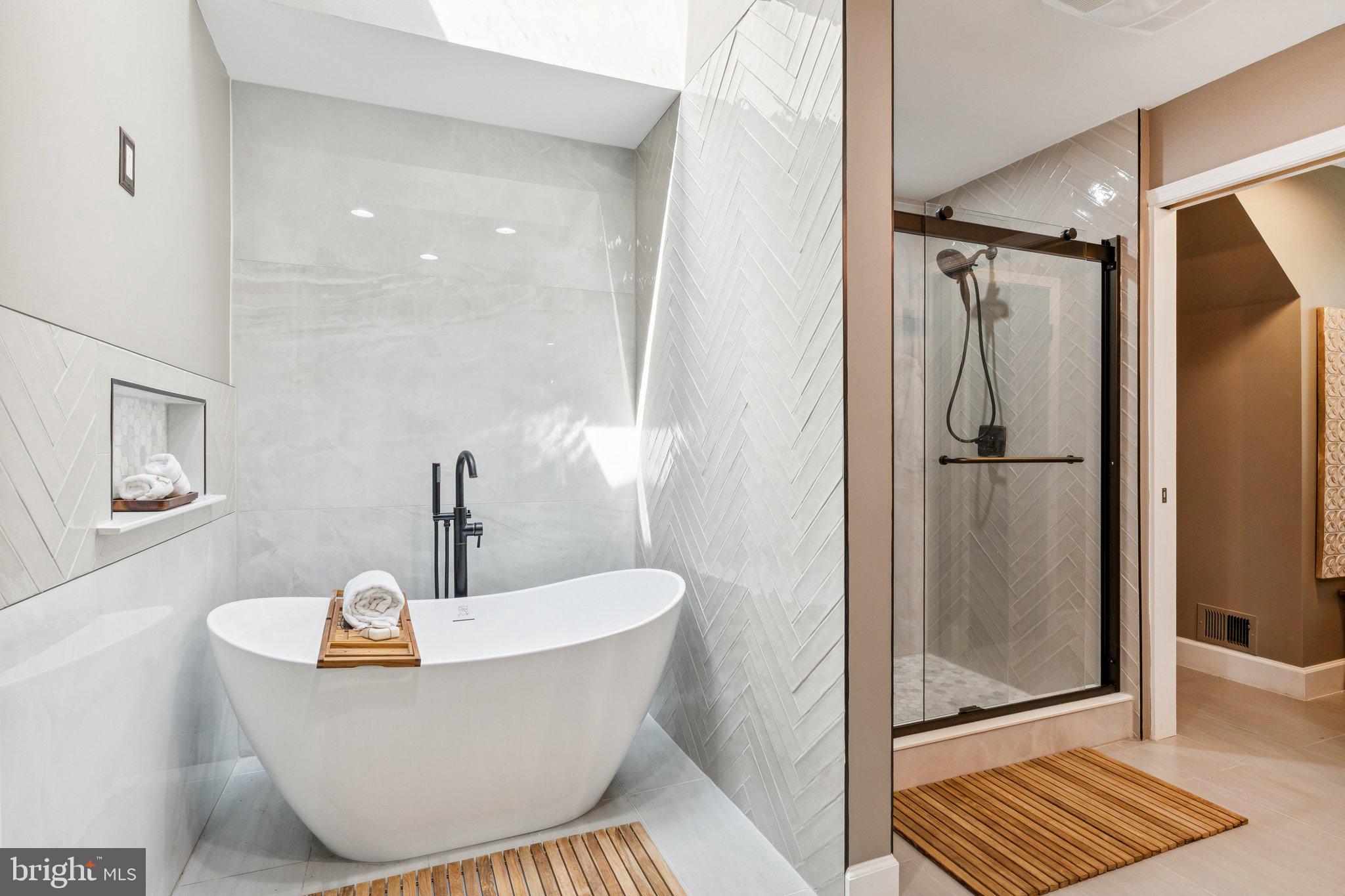 SHIPLEYS CHOICE - Residential