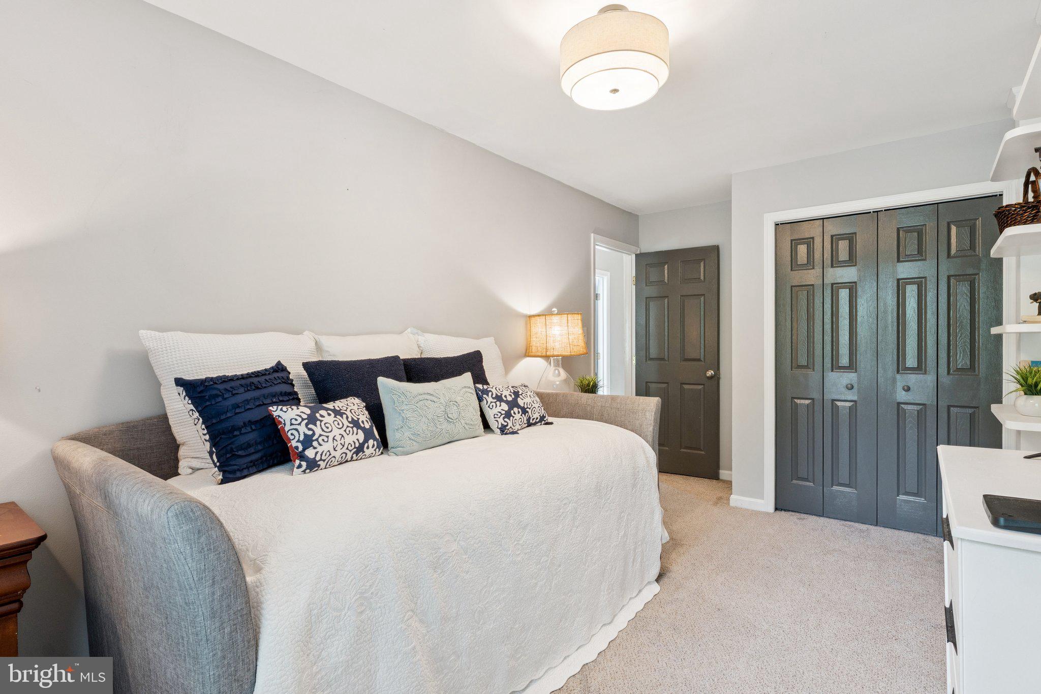 SHIPLEYS CHOICE - Residential