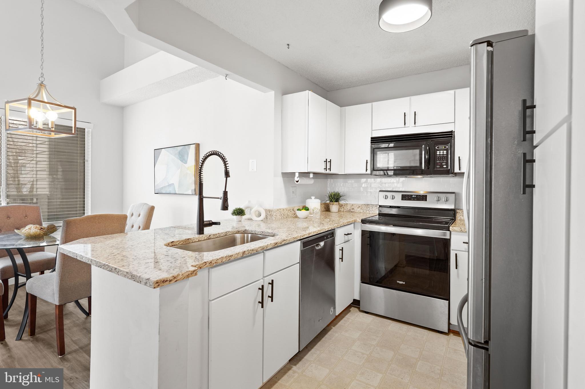 SUMMERRIDGE - Residential