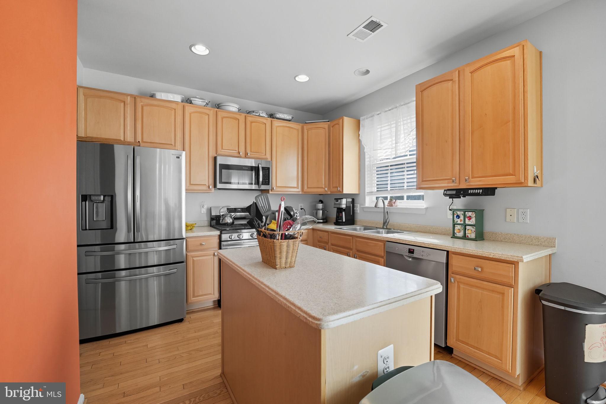 INDEPENDENCE - Residential