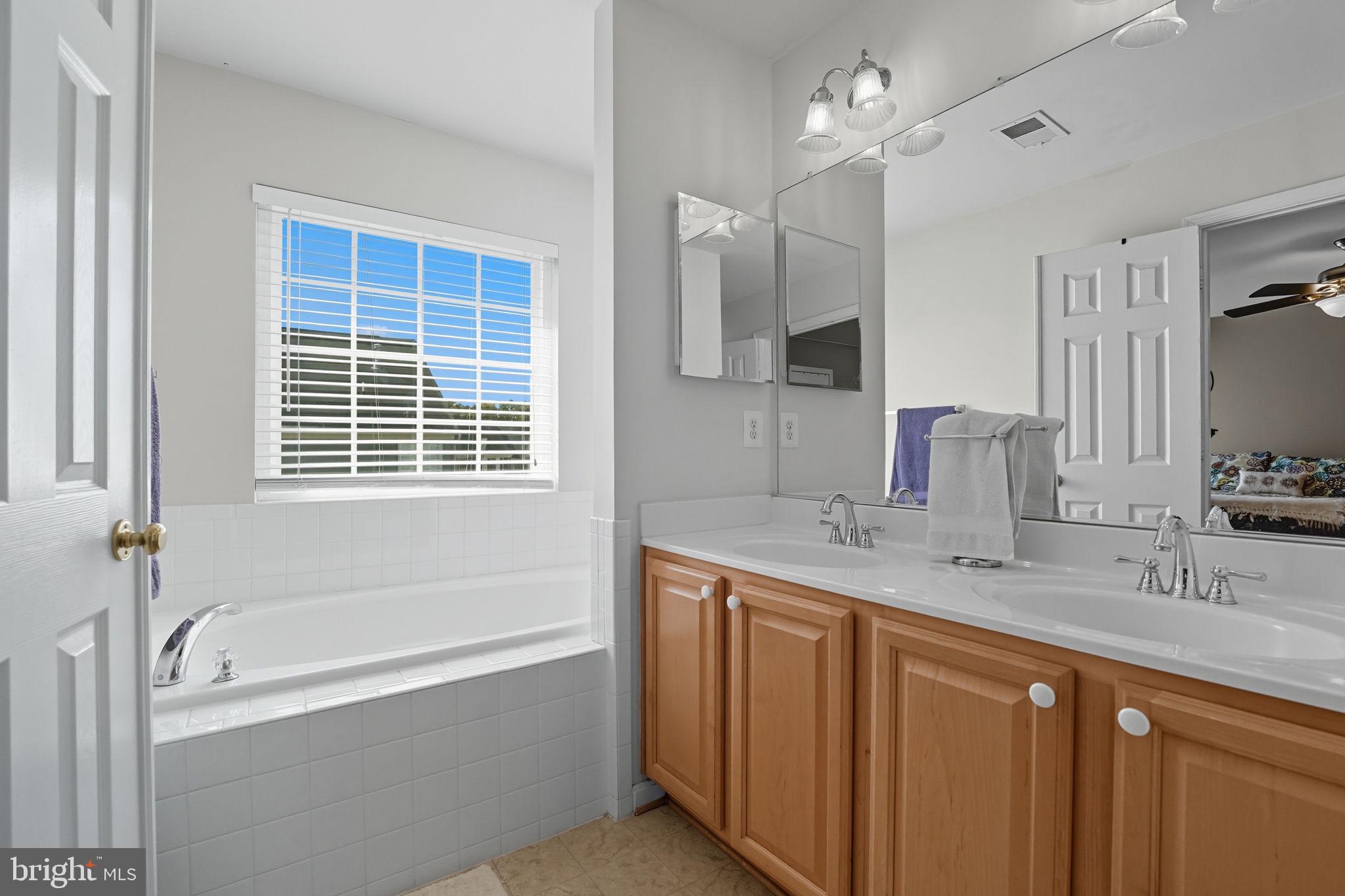 INDEPENDENCE - Residential