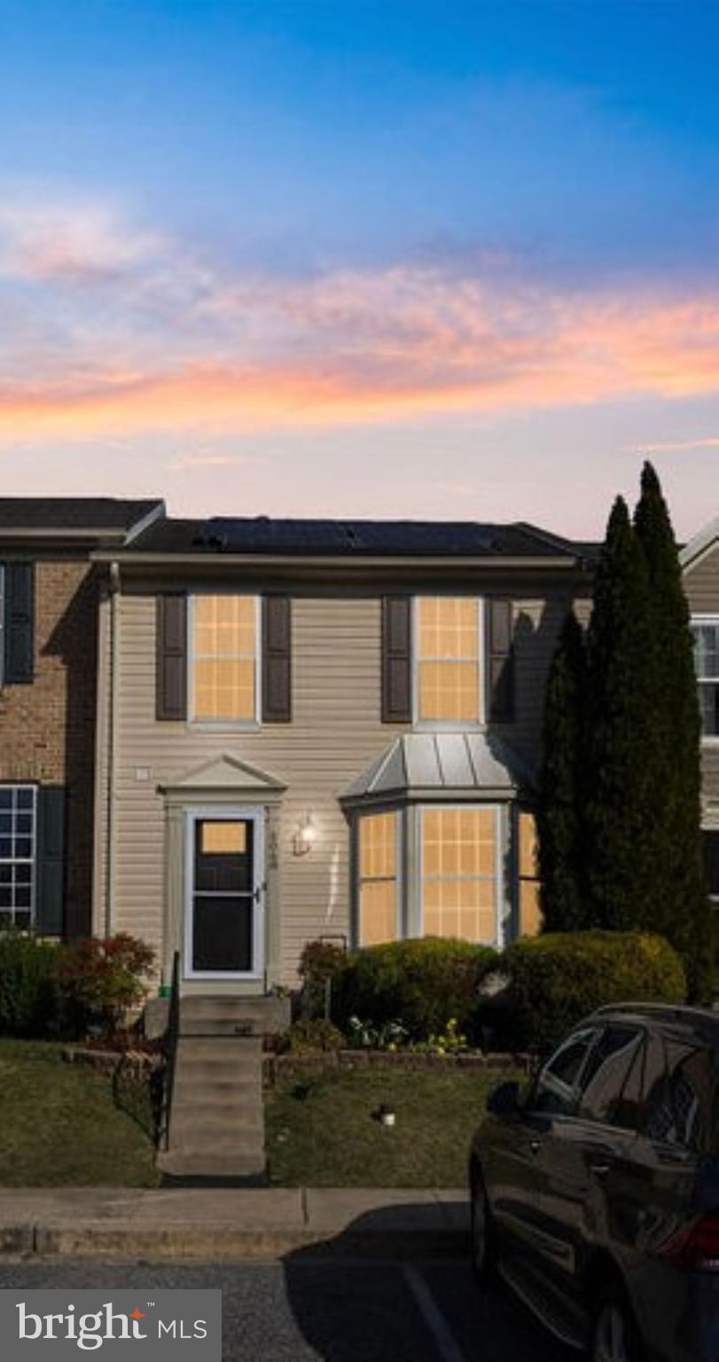 HOLLY WOODS - Residential