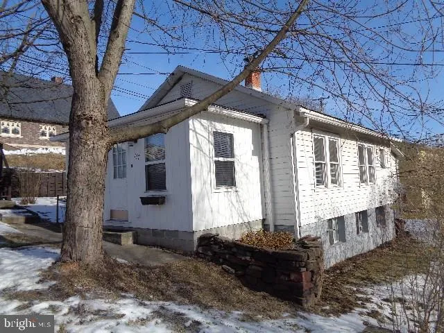 117 Church Street, Reedsville, PA 17084