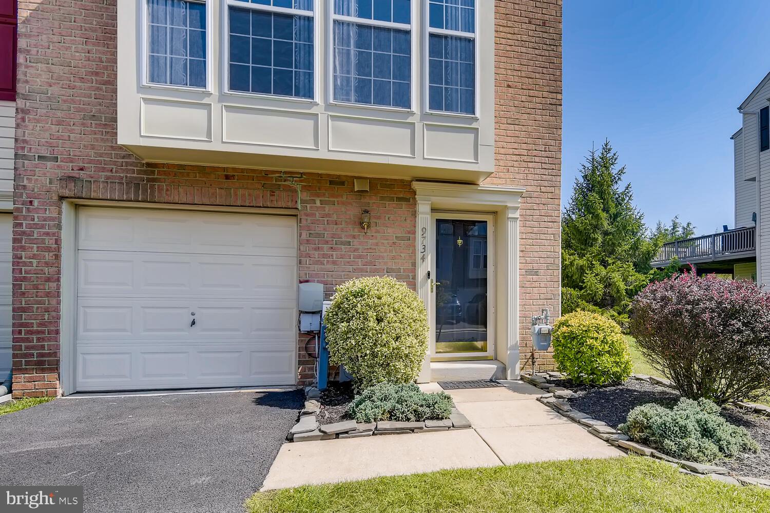 PERRY HALL FARMS - Residential