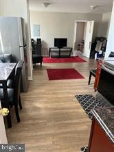 HUNTING PARK - Residential Lease