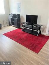 HUNTING PARK - Residential Lease