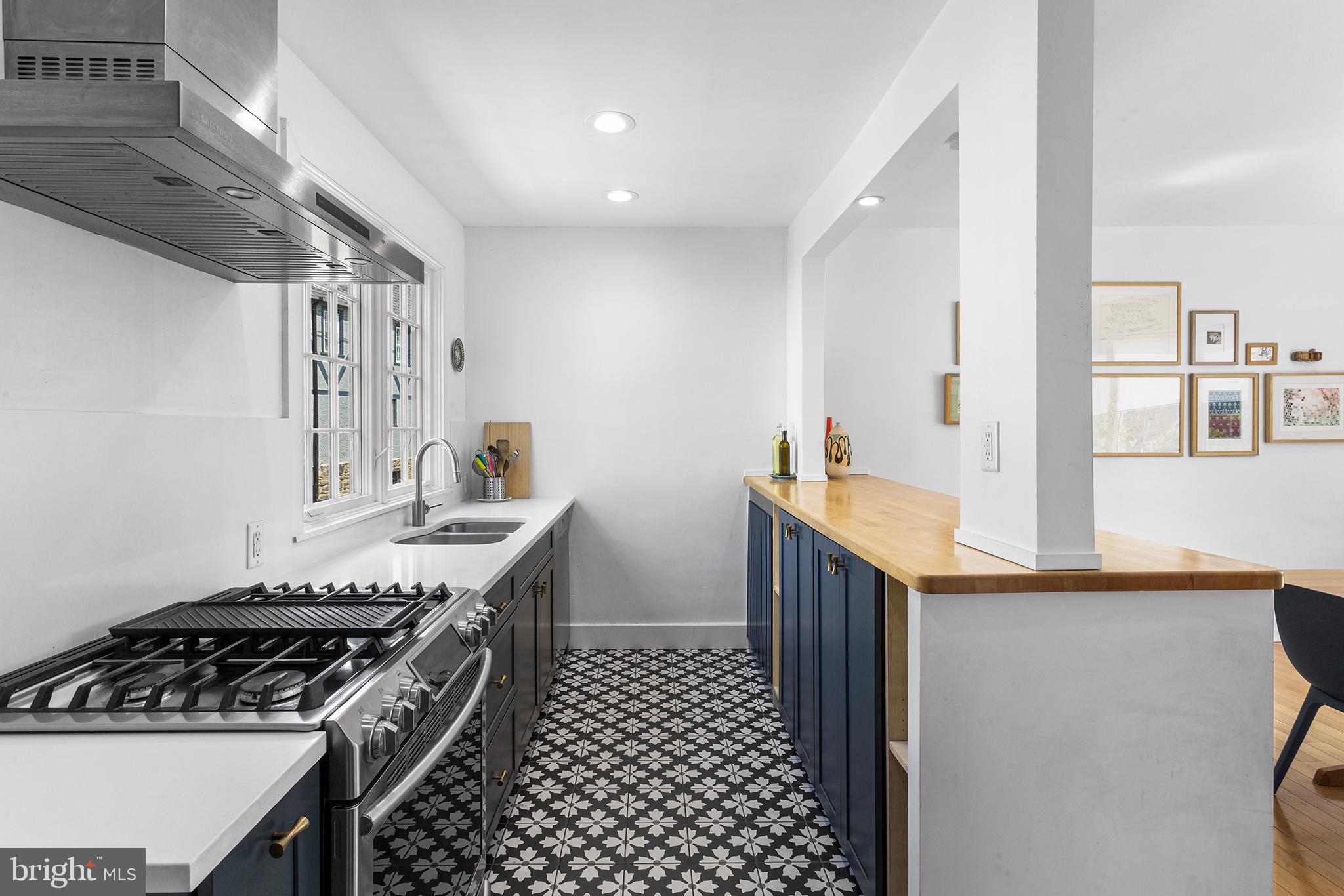 ARDMORE PARK - Residential