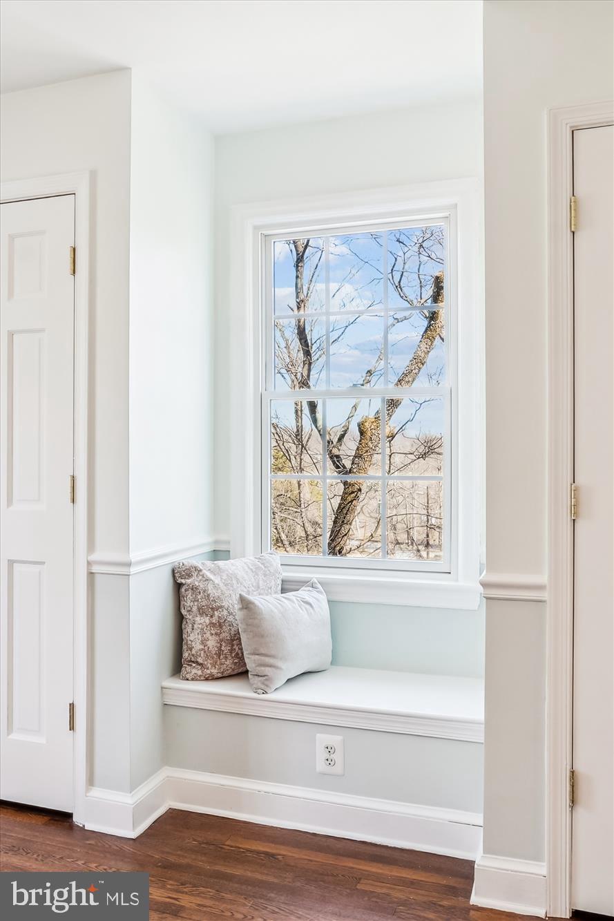 ROLLINGWOOD - Residential