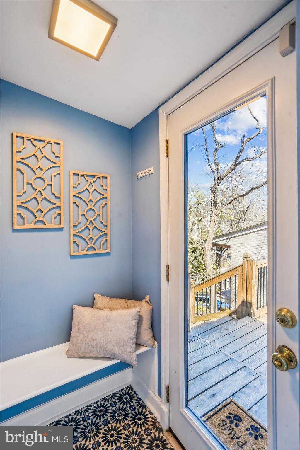 ROLLINGWOOD - Residential