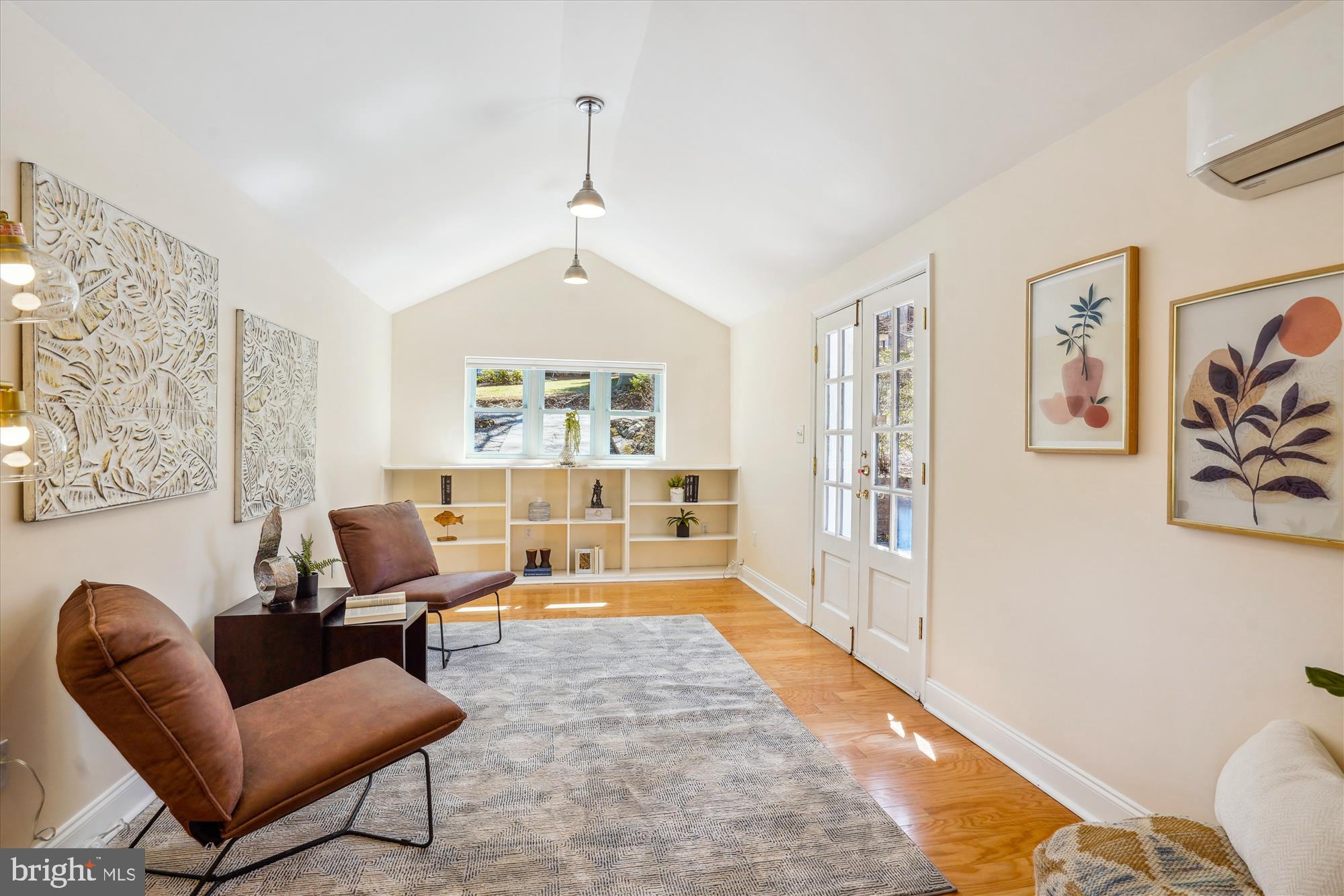 ROLLINGWOOD - Residential