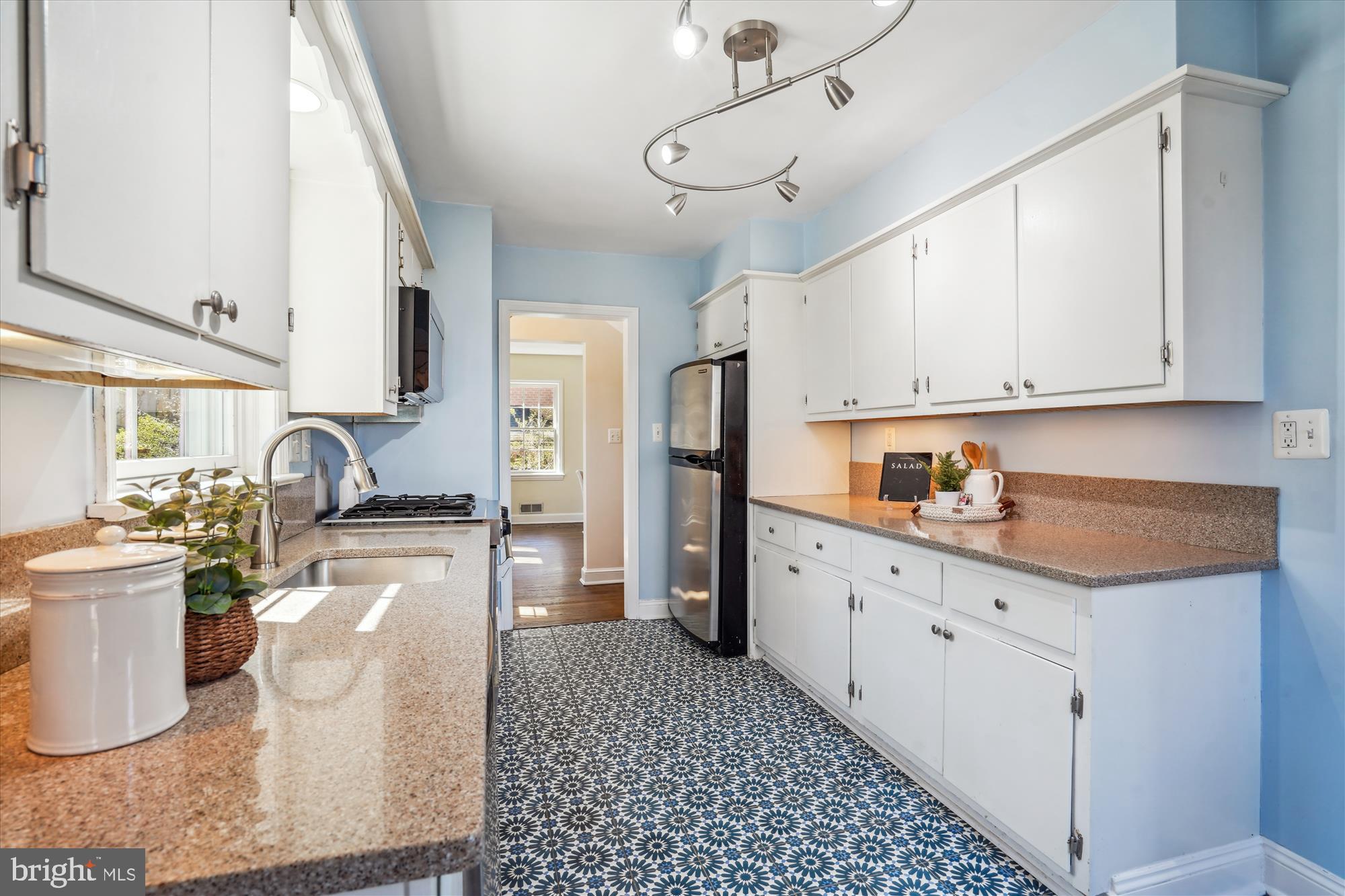 ROLLINGWOOD - Residential