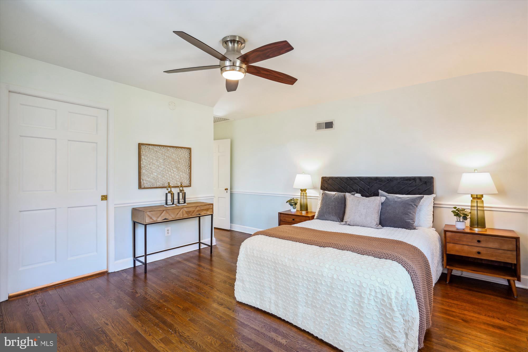 ROLLINGWOOD - Residential