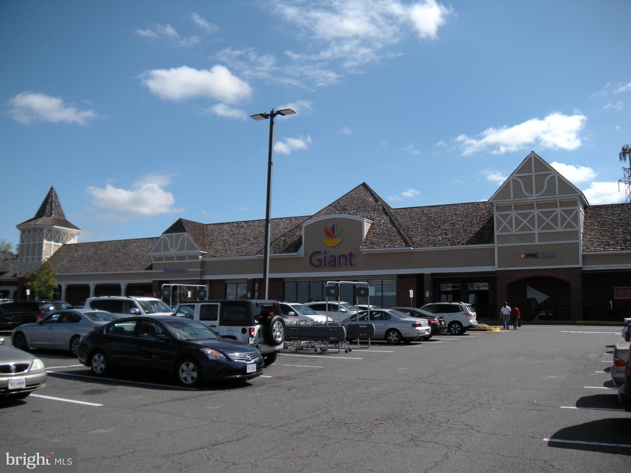 MANORS AT MCNAIR FARMS - Residential Lease