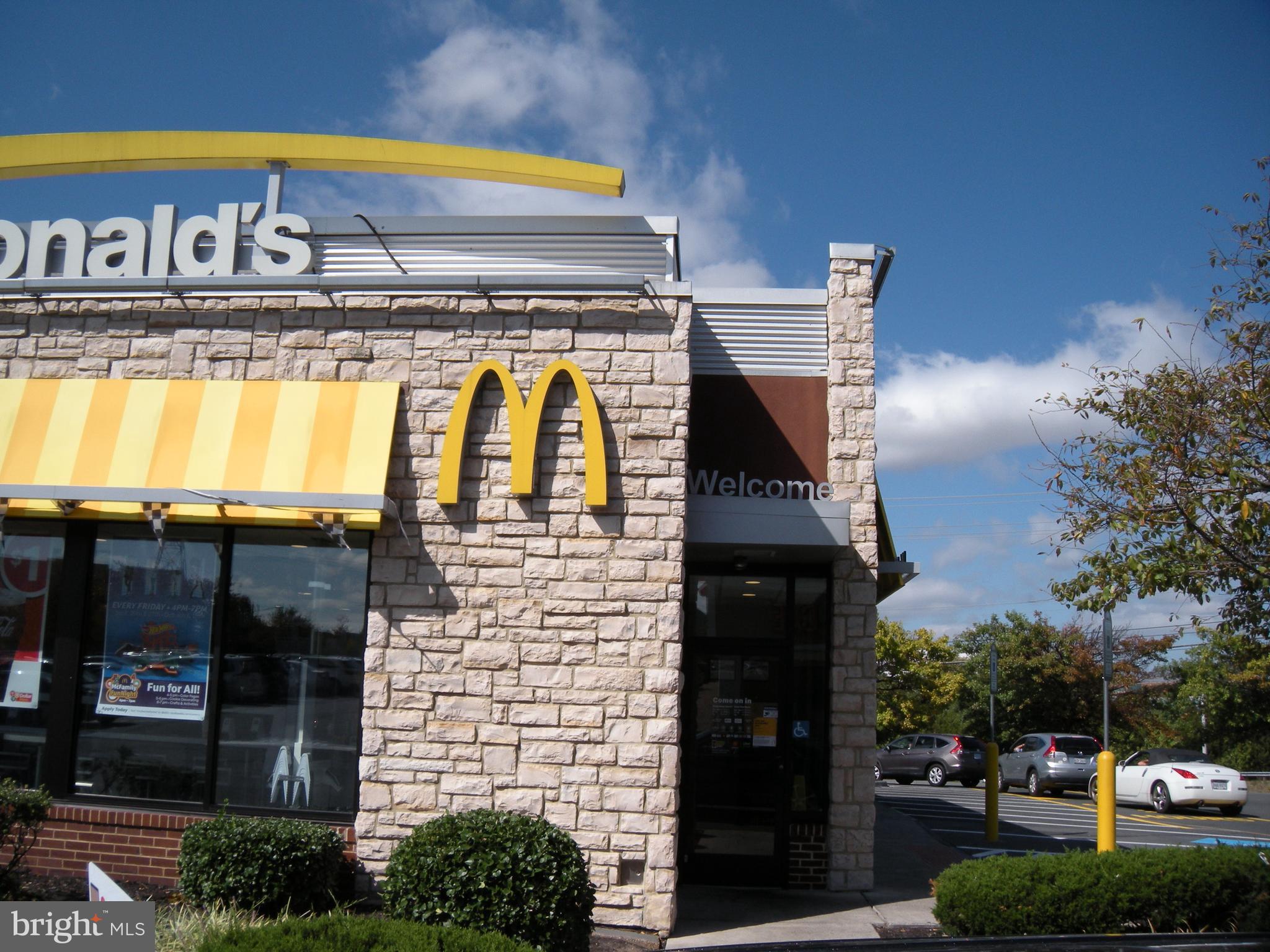 MANORS AT MCNAIR FARMS - Residential Lease