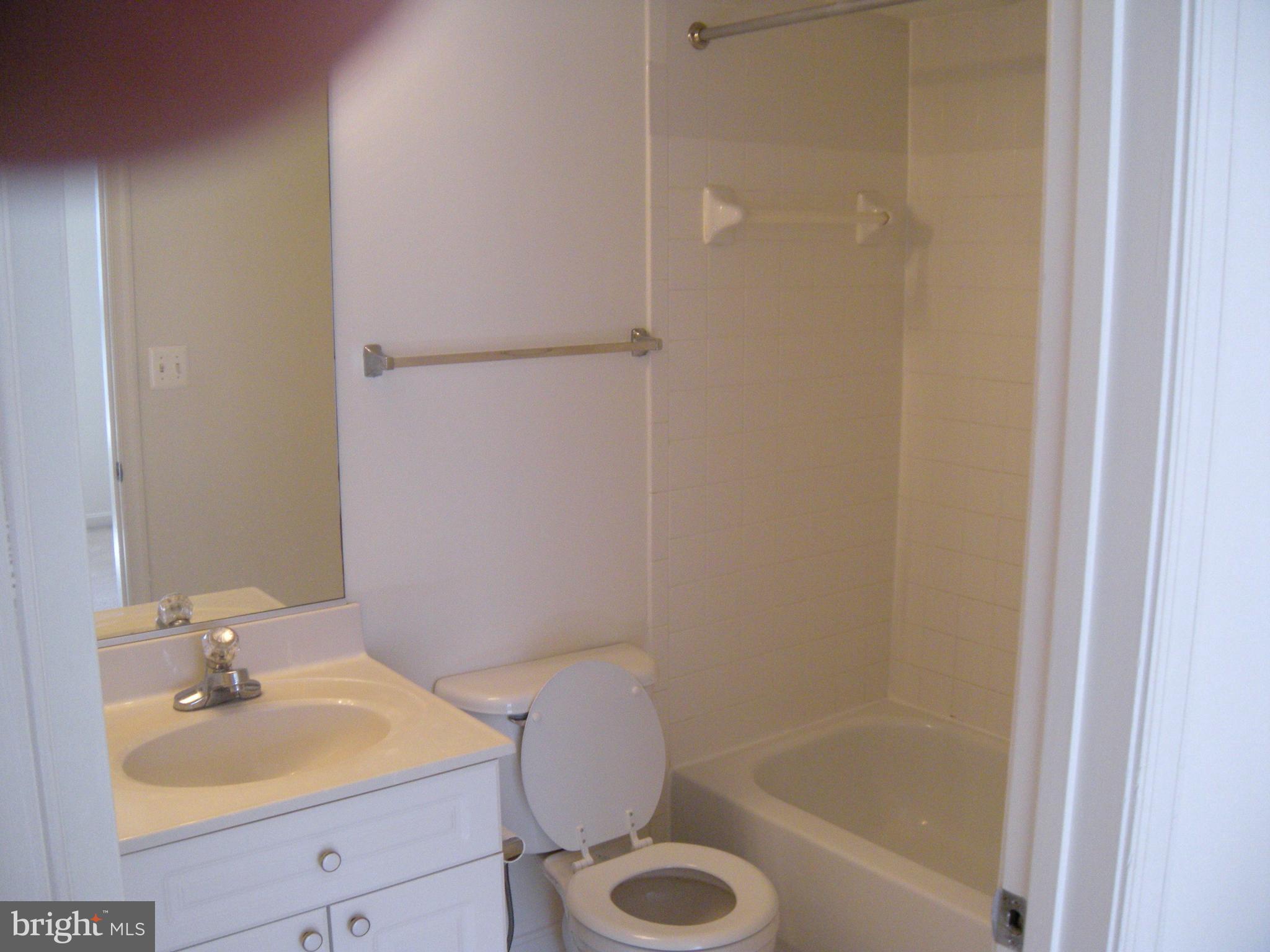 MANORS AT MCNAIR FARMS - Residential Lease