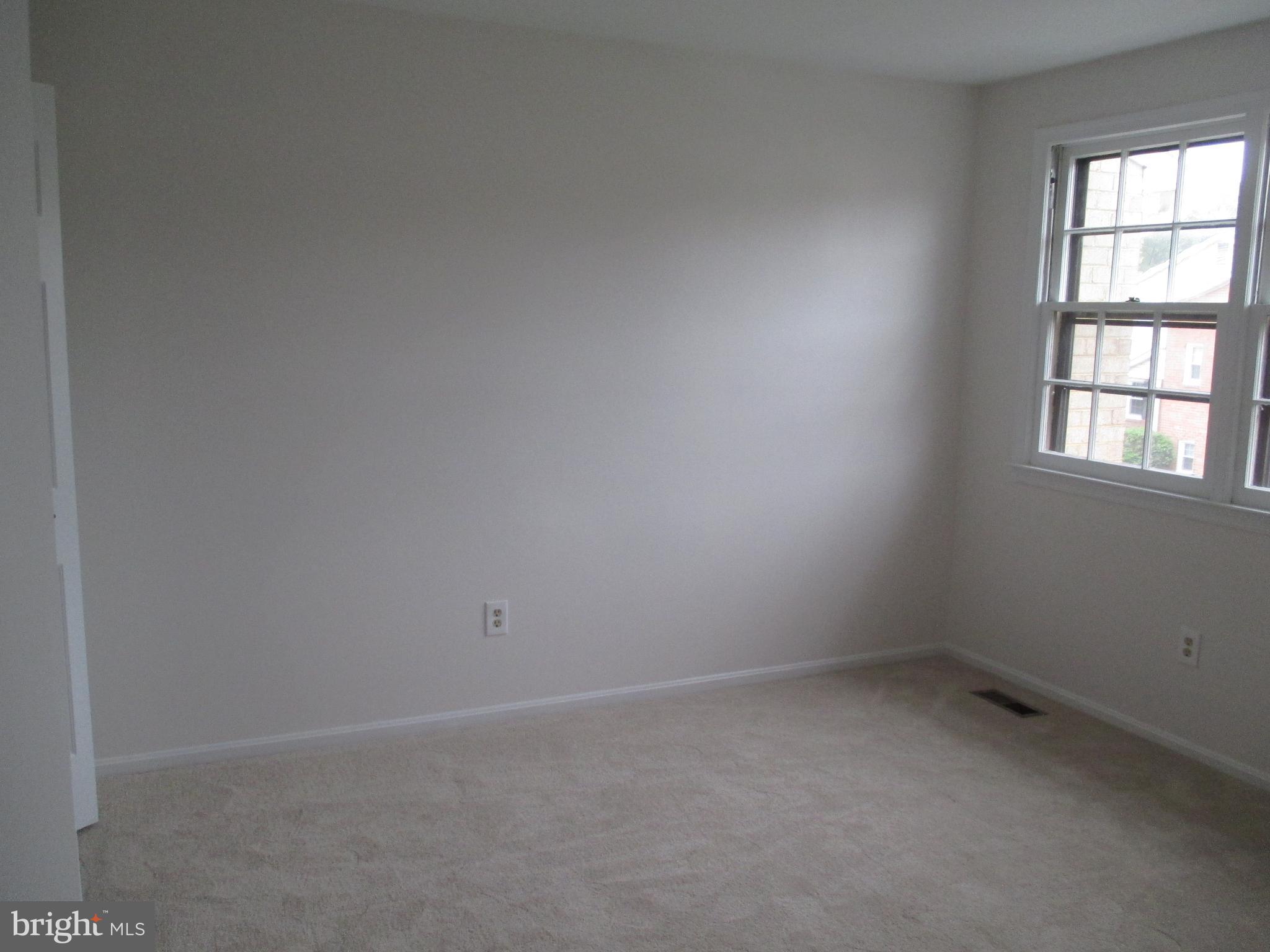 ROYAL COURT - Residential Lease