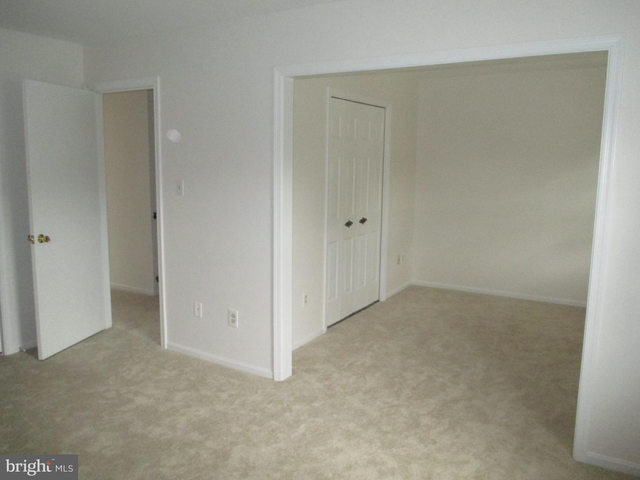 ROYAL COURT - Residential Lease