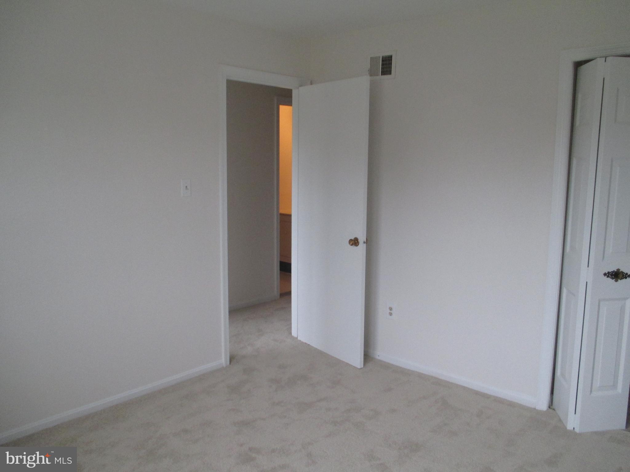 ROYAL COURT - Residential Lease